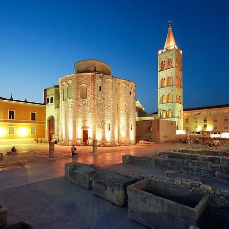 Jazine Center Luxury Appartamento *